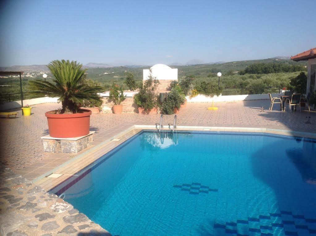 Pinelopi Apartments Georgioupoli Eksteriør billede
