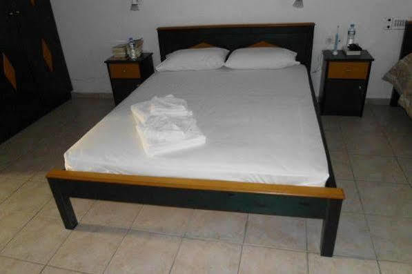 Pinelopi Apartments Georgioupoli Eksteriør billede