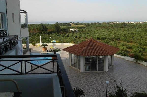 Pinelopi Apartments Georgioupoli Eksteriør billede