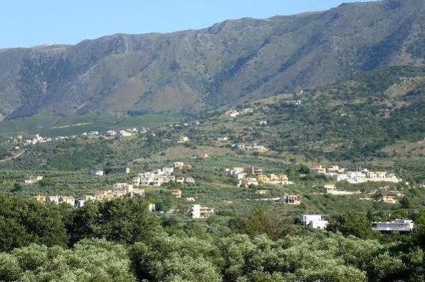 Pinelopi Apartments Georgioupoli Eksteriør billede